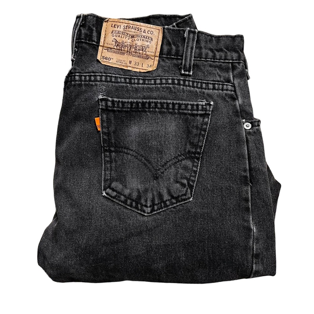 Vintage Levi’s 560 Made in the USA 33x34 Jeans (Black)